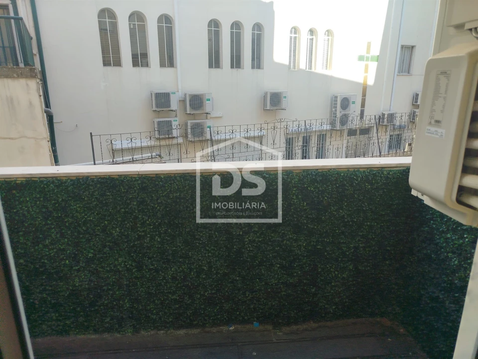 Apartamento T5 para Venda em Viseu Foto 21