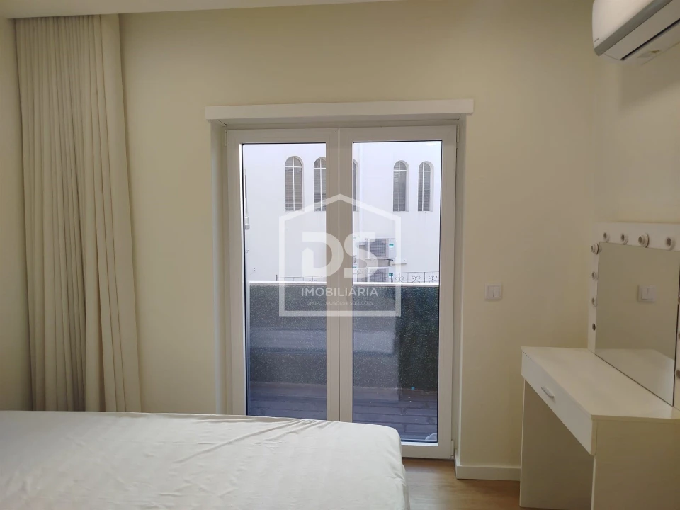 Apartamento T5 para Venda em Viseu Foto 22