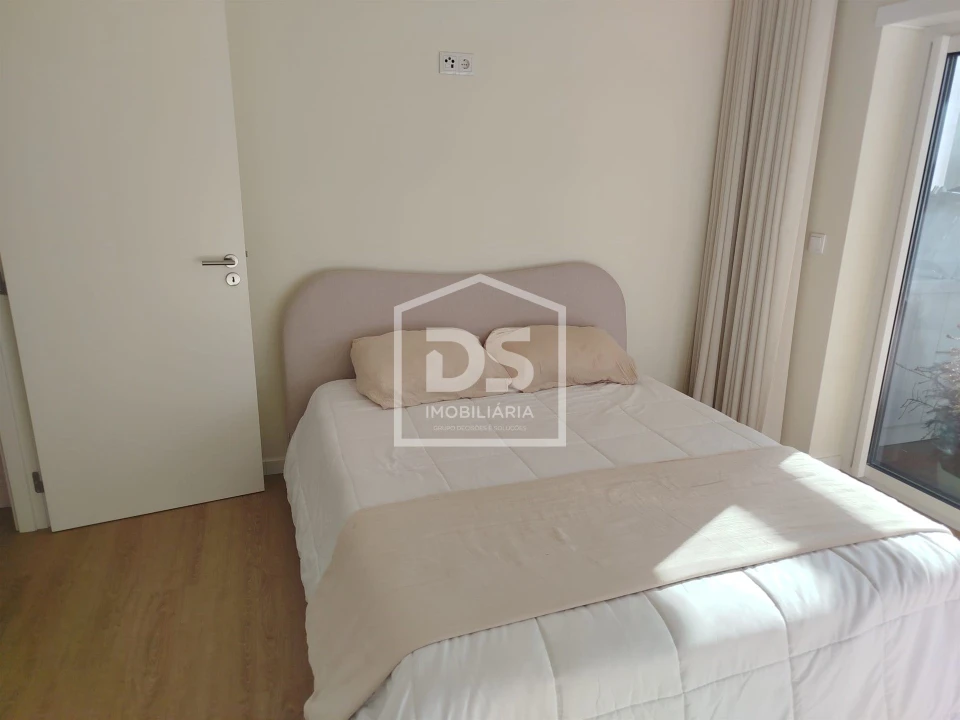 Apartamento T5 para Venda em Viseu Foto 2