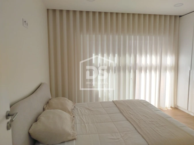 Apartamento T5 para Venda em Viseu Foto 7