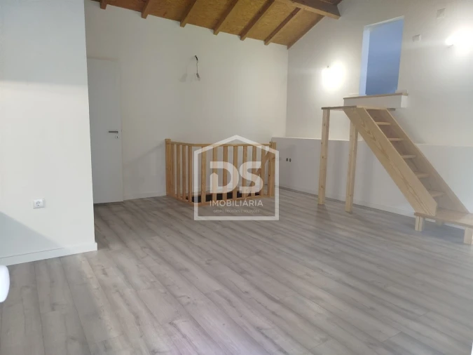 Moradia T1 para Venda em Currelos, Papízios e Sobral Foto 6