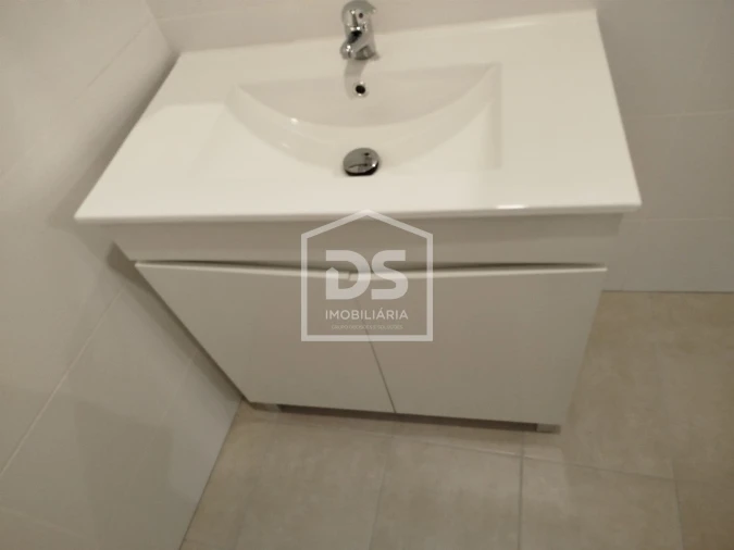 Moradia T1 para Venda em Currelos, Papízios e Sobral Foto 15