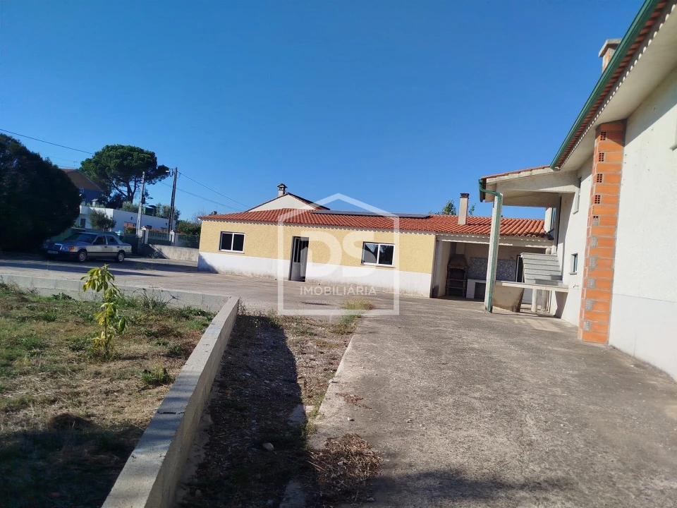 Moradia T3 para Venda em Oliveira do Conde Foto 50