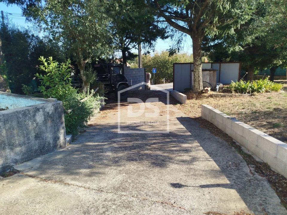 Moradia T3 para Venda em Oliveira do Conde Foto 49
