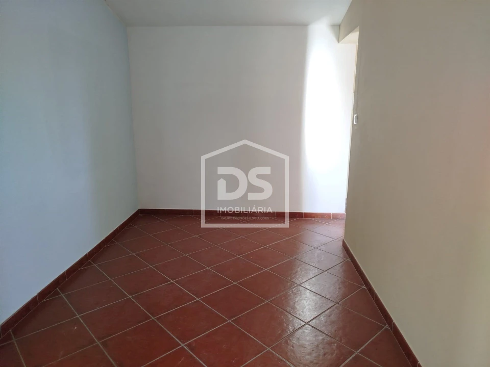 Moradia T3 para Venda em Oliveira do Conde Foto 15