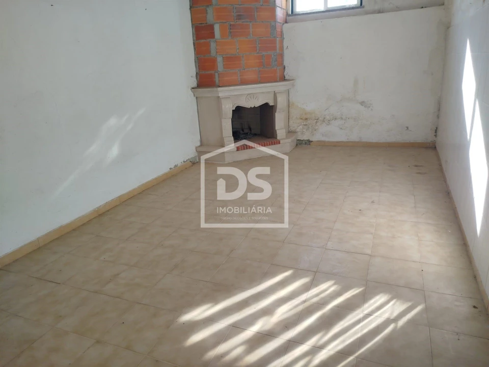 Moradia T3 para Venda em Oliveira do Conde Foto 35