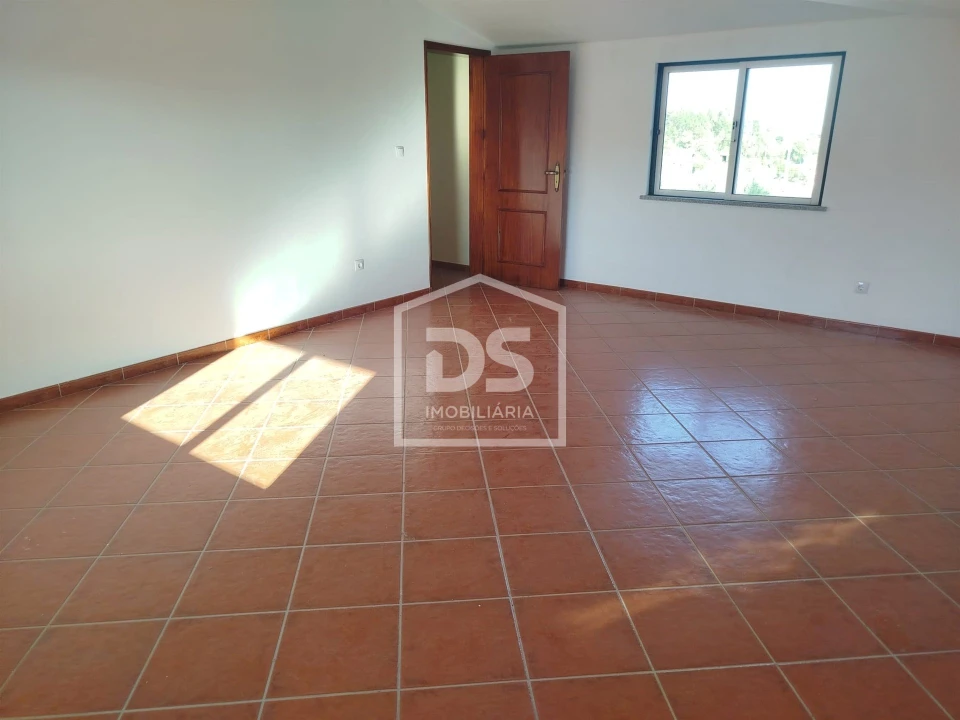 Moradia T3 para Venda em Oliveira do Conde Foto 10