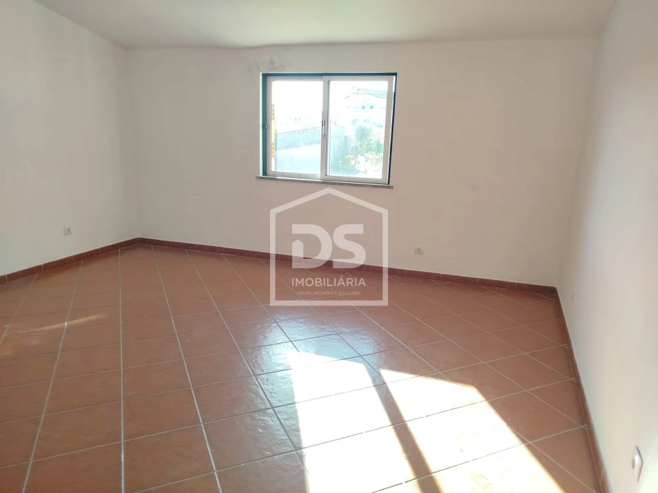 Moradia T3 para Venda em Oliveira do Conde Foto 14