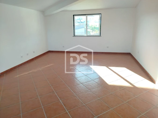 Moradia T3 para Venda em Oliveira do Conde Foto 11