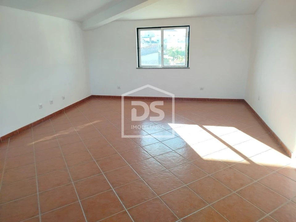 Moradia T3 para Venda em Oliveira do Conde Foto 11