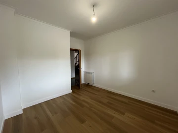 Moradia T4 para Venda em Rio de Loba