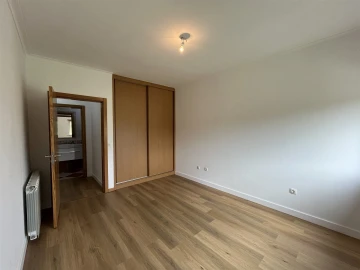 Moradia T4 para Venda em Rio de Loba