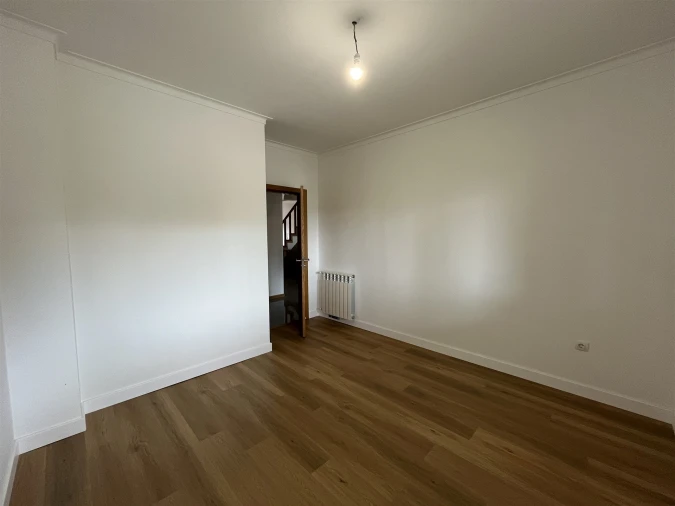 Moradia T4 para Venda em Rio de Loba Foto 18