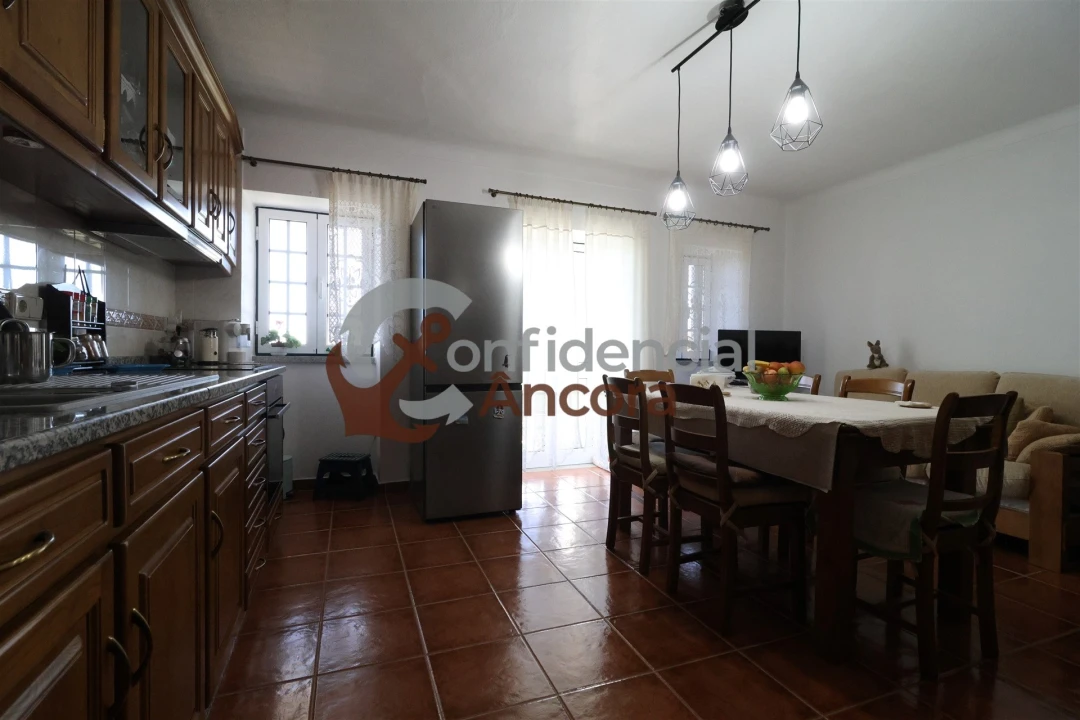 Quinta T3 para Venda em Santa Marinha e São Martinho Foto 56