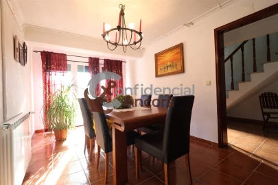 Quinta T3 para Venda em Santa Marinha e São Martinho