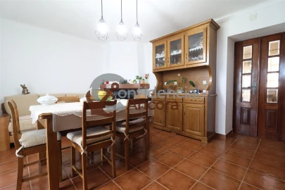Quinta T3 para Venda em Santa Marinha e São Martinho