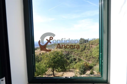 Quinta T3 para Venda em Santa Marinha e São Martinho