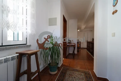 Quinta T3 para Venda em Santa Marinha e São Martinho