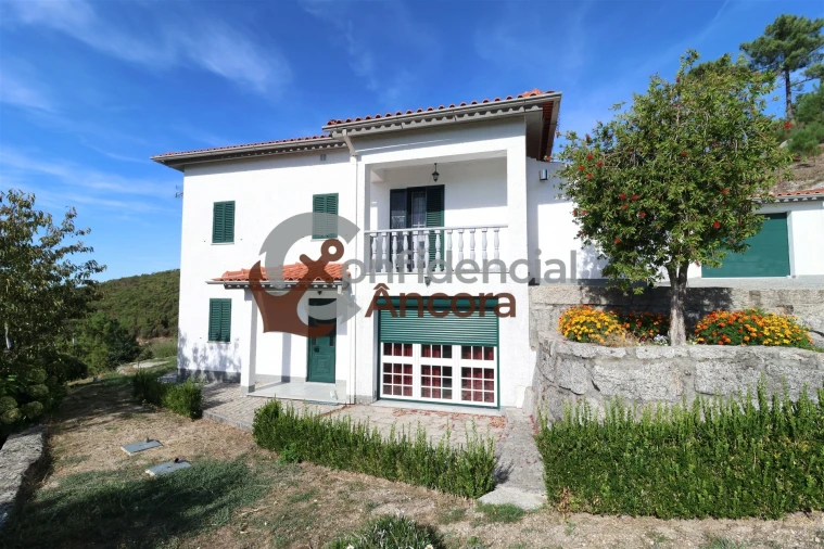 Quinta T3 para Venda em Santa Marinha e São Martinho Foto 12
