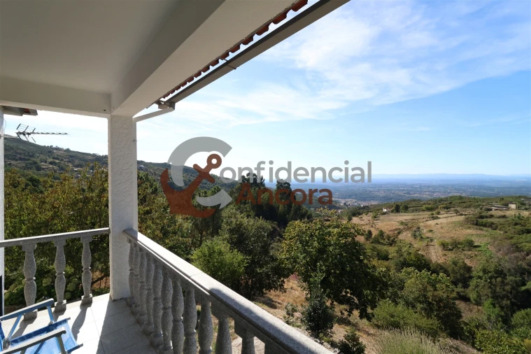 Quinta T3 para Venda em Santa Marinha e São Martinho Foto 30