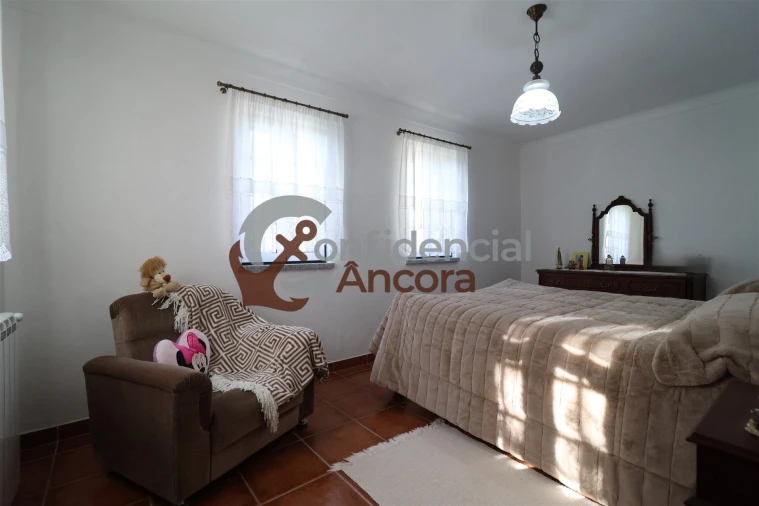 Quinta T3 para Venda em Santa Marinha e São Martinho Foto 68