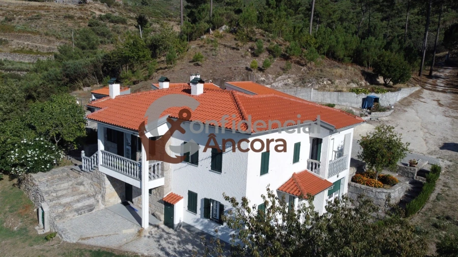Quinta T3 para Venda em Santa Marinha e São Martinho Foto 54
