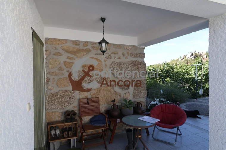 Quinta T3 para Venda em Santa Marinha e São Martinho Foto 37