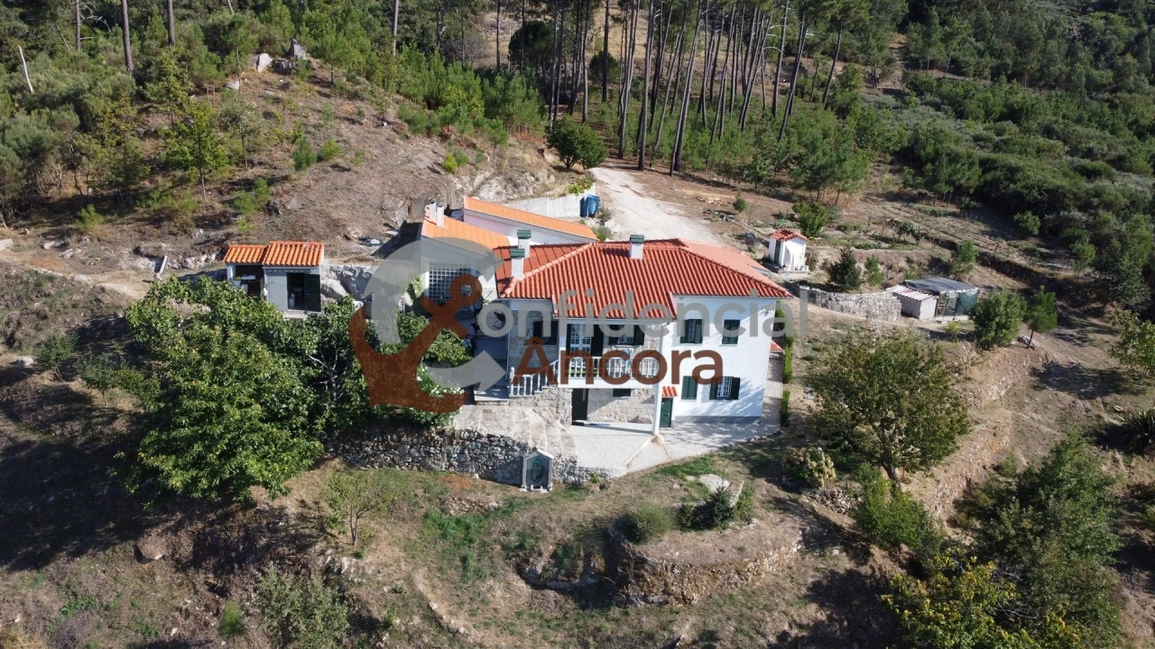 Quinta T3 para Venda em Santa Marinha e São Martinho Foto 43