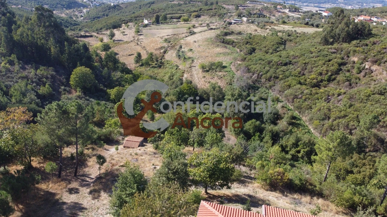 Quinta T3 para Venda em Santa Marinha e São Martinho Foto 41