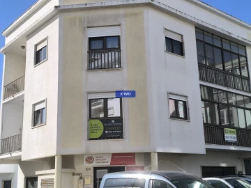 Apartamento T2 para Venda em Santa Iria de Azoia, São João da Talha e Bobadela