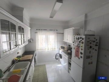 Apartamento T2 para Venda em Santa Iria de Azoia, São João da Talha e Bobadela