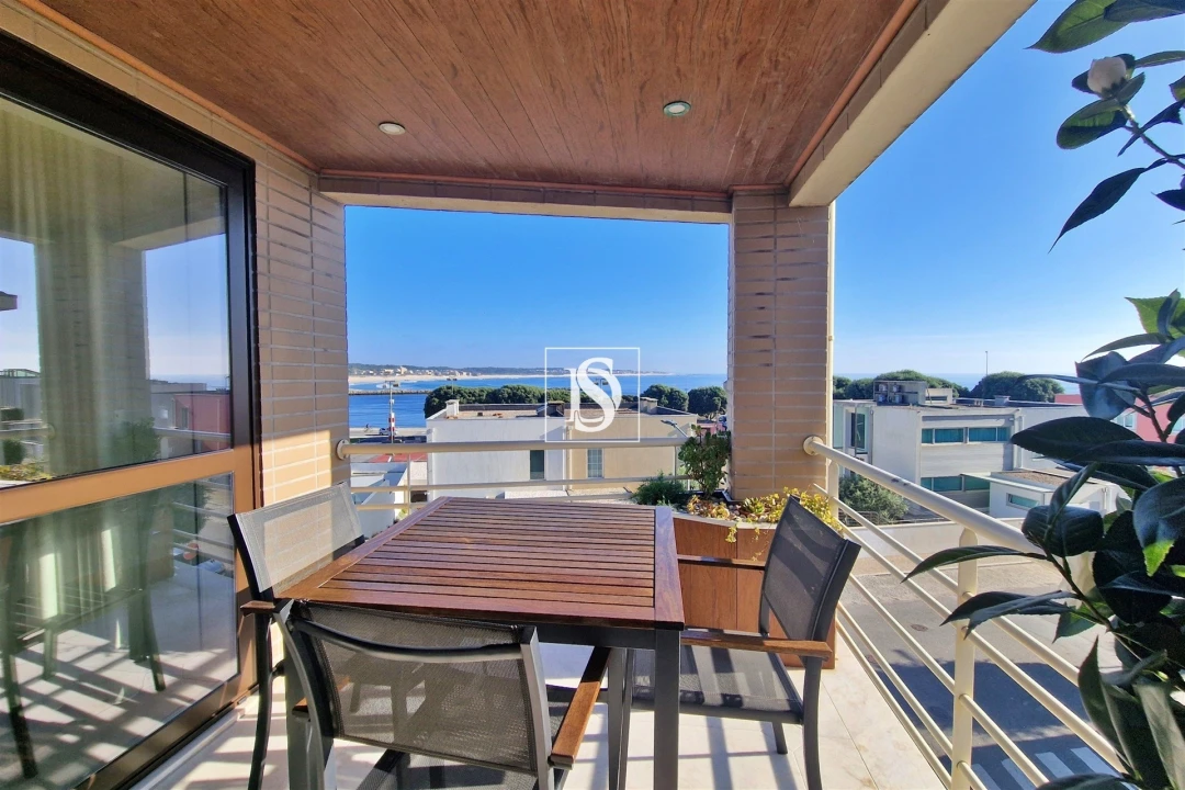 Apartamento T4 para Venda em Vila do Conde Foto 4