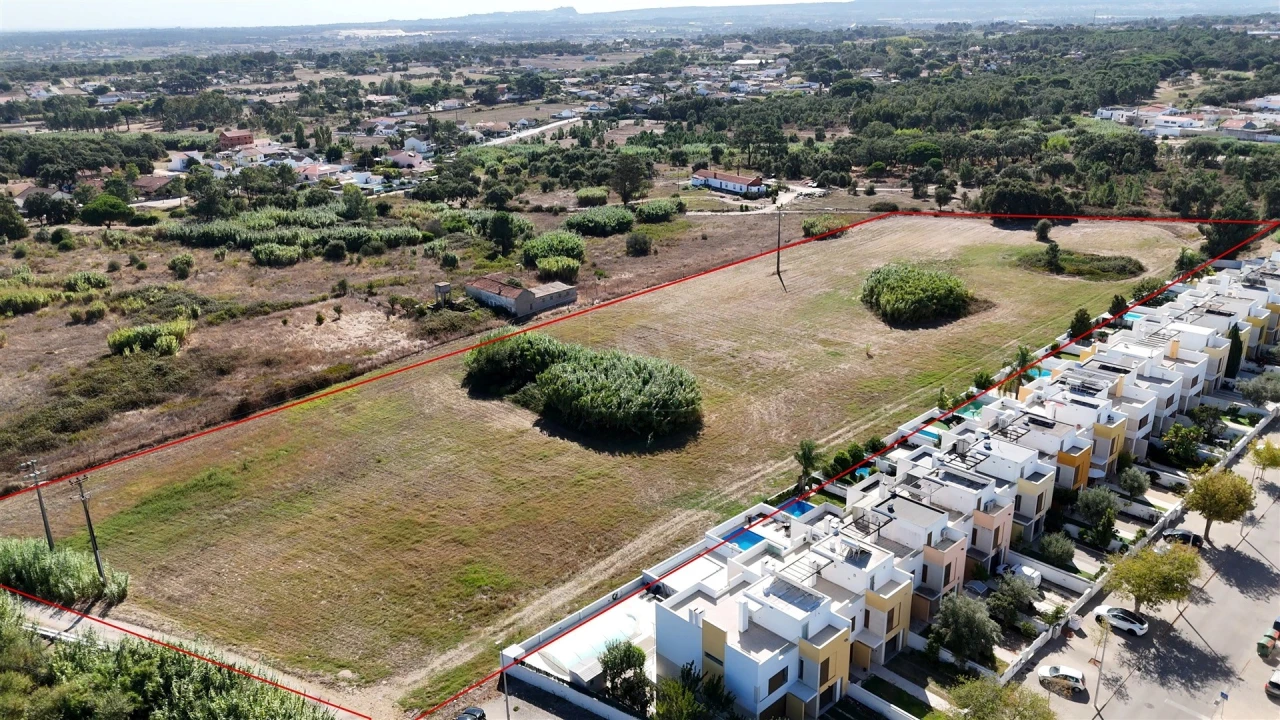 Terreno para Venda em Santo Antonio da Charneca Foto 1