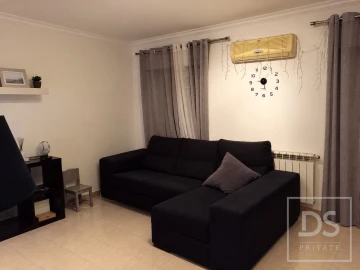 Apartamento T2 para Venda em Aveiras de Cima