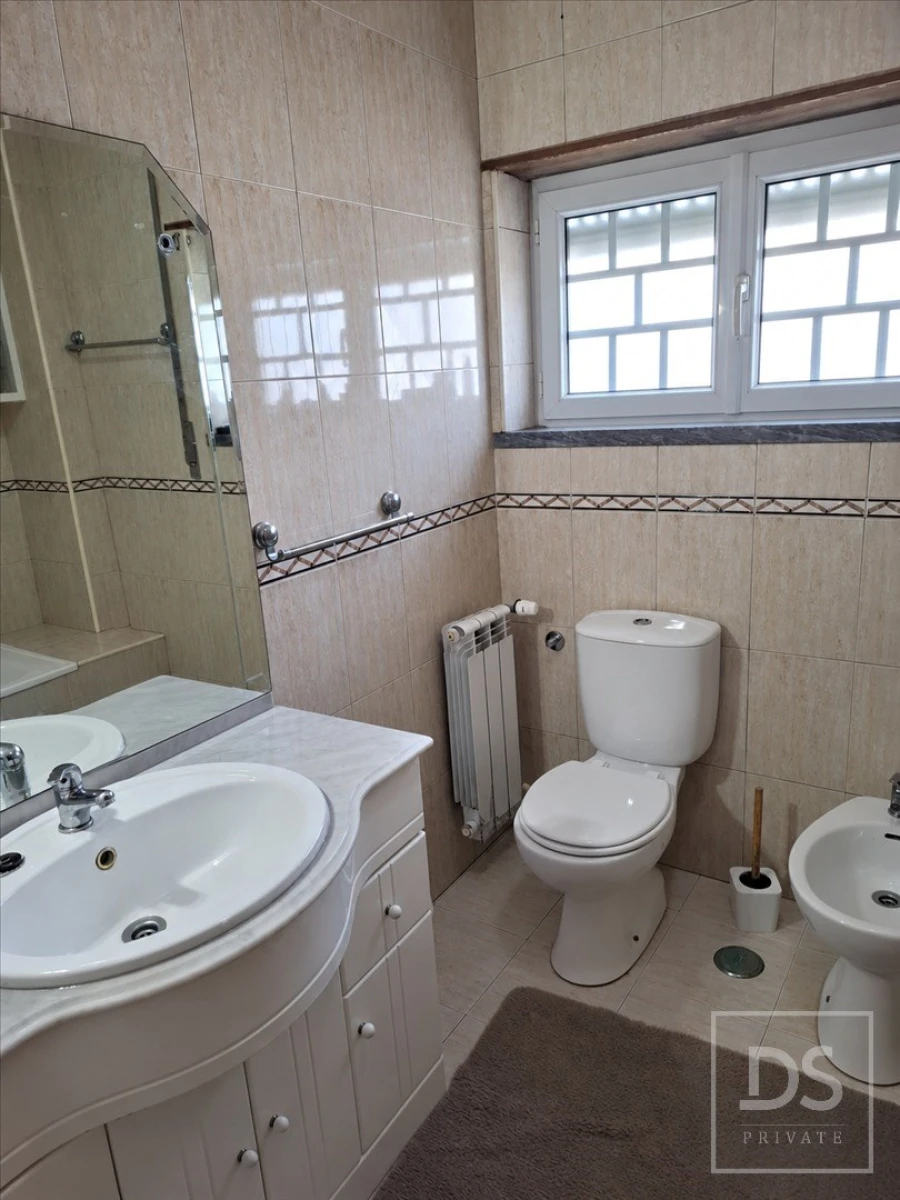 Apartamento T2 para Venda em Aveiras de Cima Foto 10