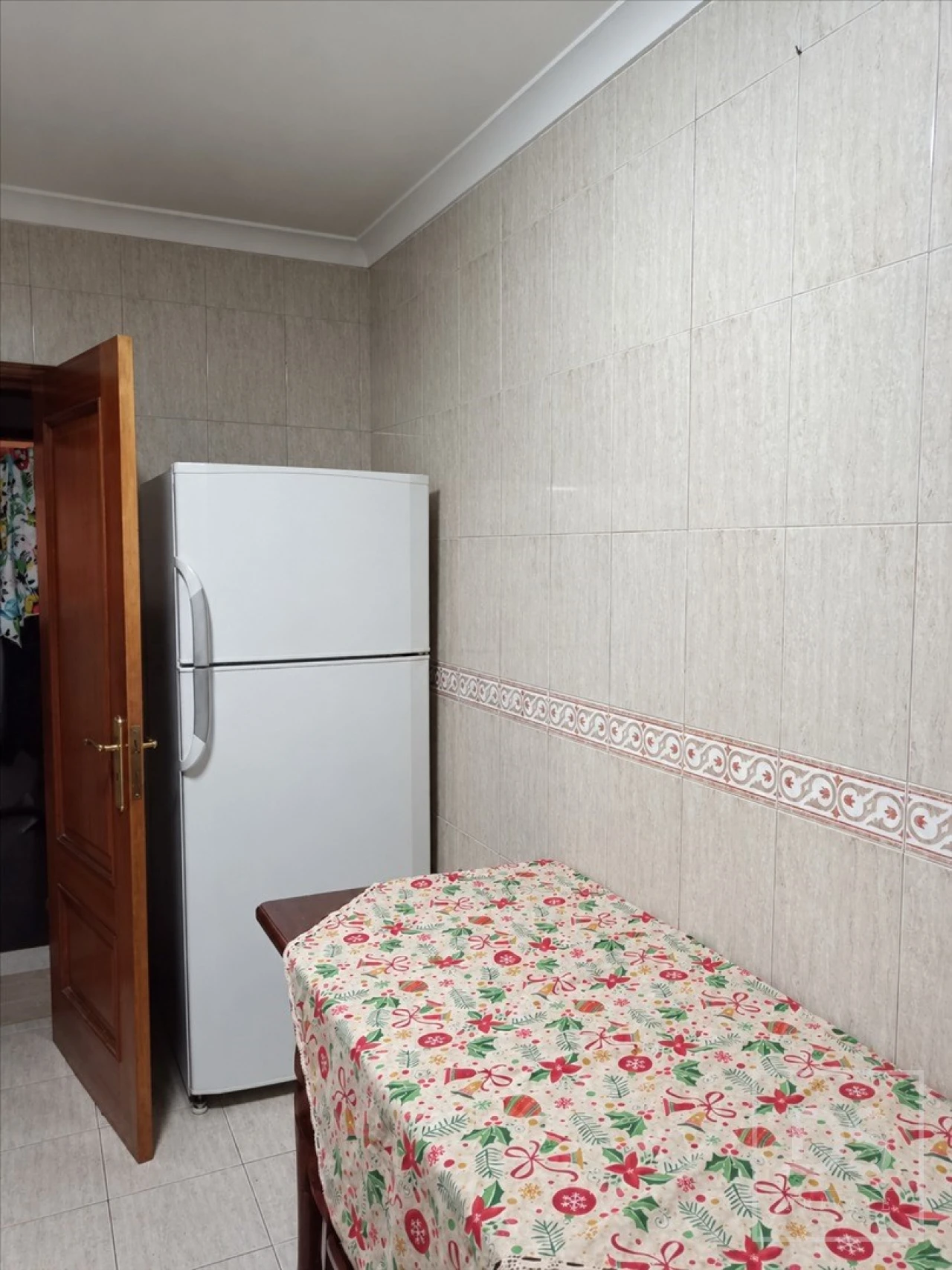 Apartamento T2 para Venda em Aveiras de Cima Foto 4