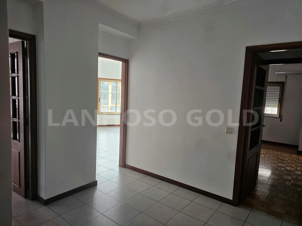 Apartamento T3 para Venda em São Vicente (Braga) Foto 5