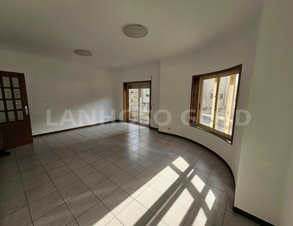 Apartamento T3 para Venda em São Vicente (Braga) Foto 6
