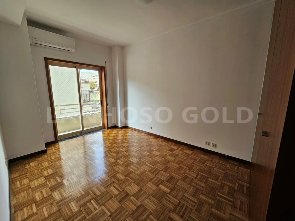 Apartamento T3 para Venda em São Vicente (Braga) Foto 8