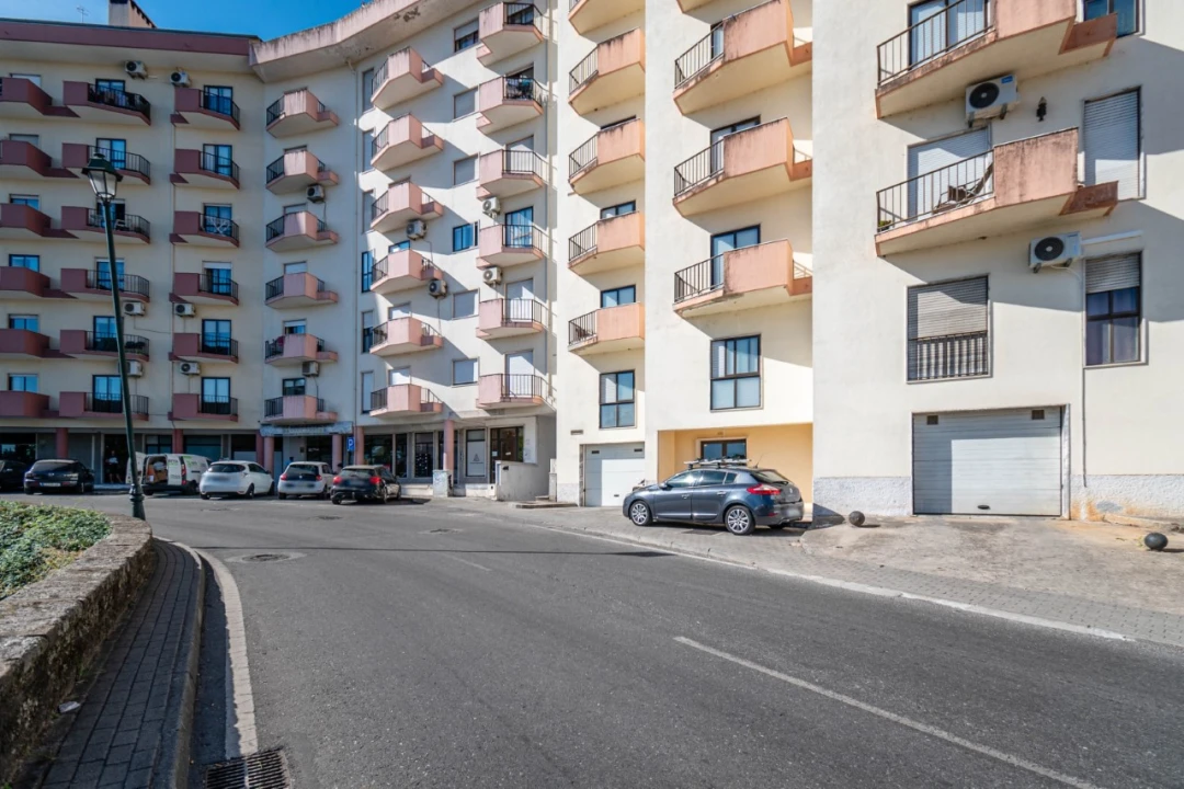 Apartamento T3 para Venda em Covilhã e Canhoso Foto 1