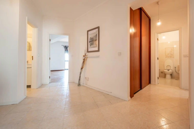 Apartamento T3 para Venda em Covilhã e Canhoso Foto 13