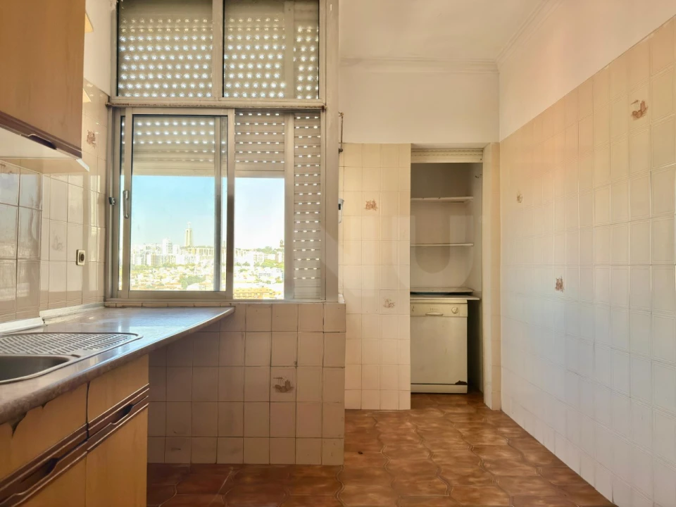 Apartamento T3 para Venda em Almada, Cova da Piedade, Pragal e Cacilhas Foto 13