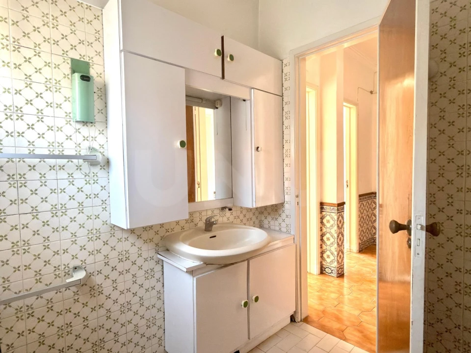 Apartamento T3 para Venda em Almada, Cova da Piedade, Pragal e Cacilhas Foto 21