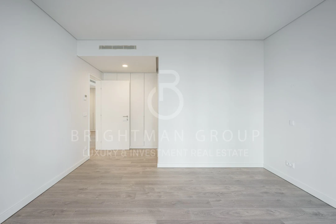 Apartamento T2 para Venda em Carcavelos e Parede Foto 11