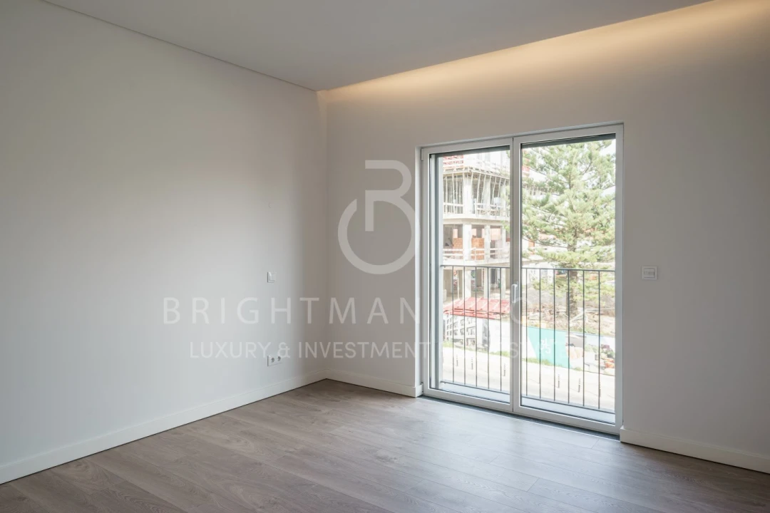 Apartamento T3 para Venda em Carcavelos e Parede Foto 3