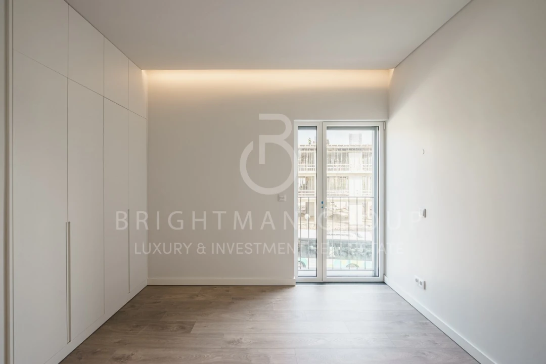Apartamento T3 para Venda em Carcavelos e Parede Foto 4