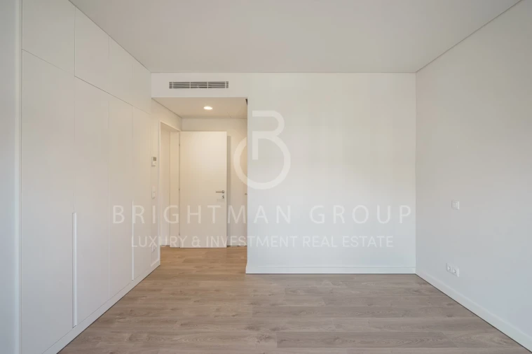 Apartamento T3 para Venda em Carcavelos e Parede Foto 5