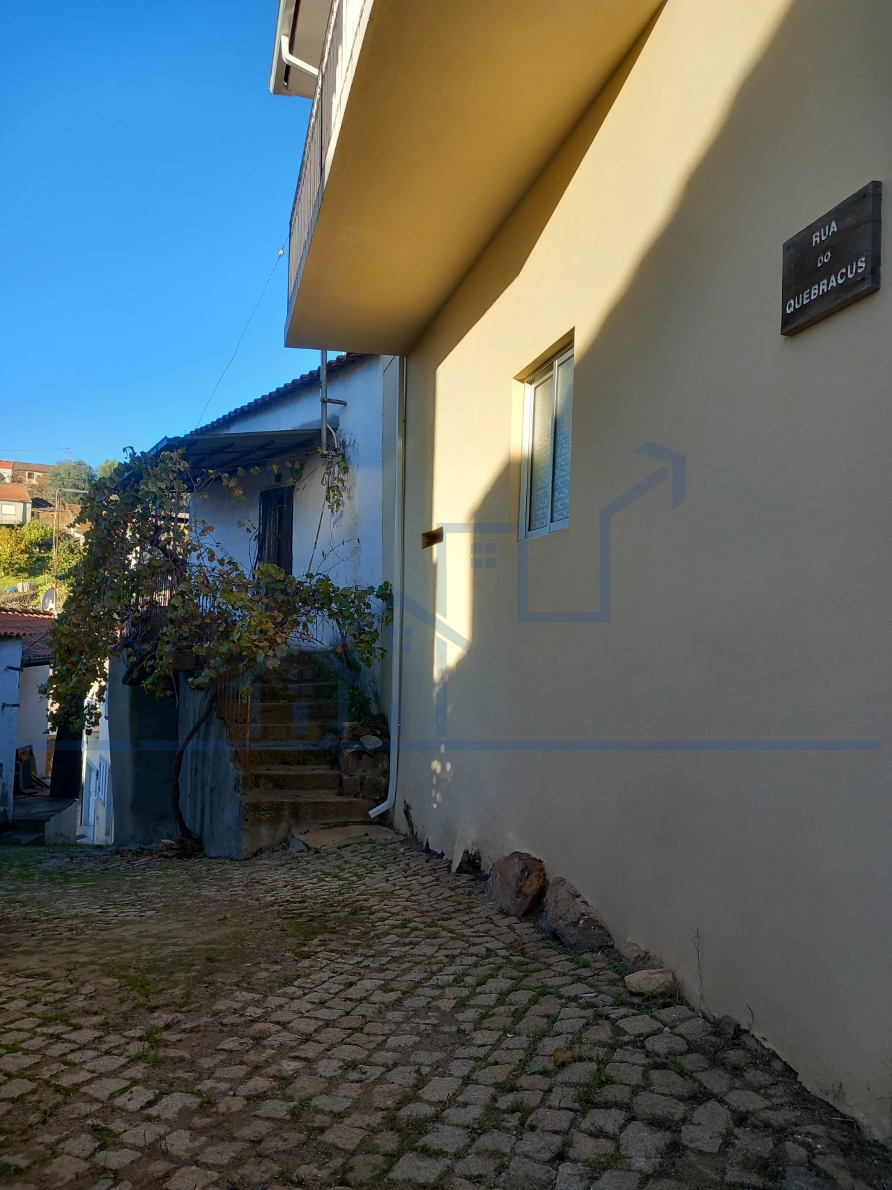 Moradia T3 para Venda em Mos Foto 3