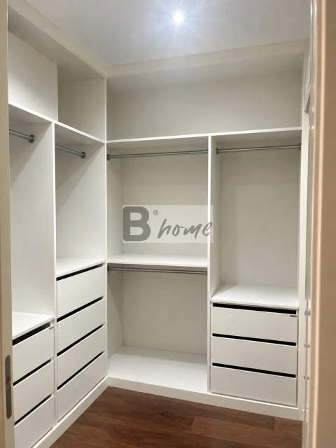 Moradia T4 para Venda em Charneca de Caparica e Sobreda