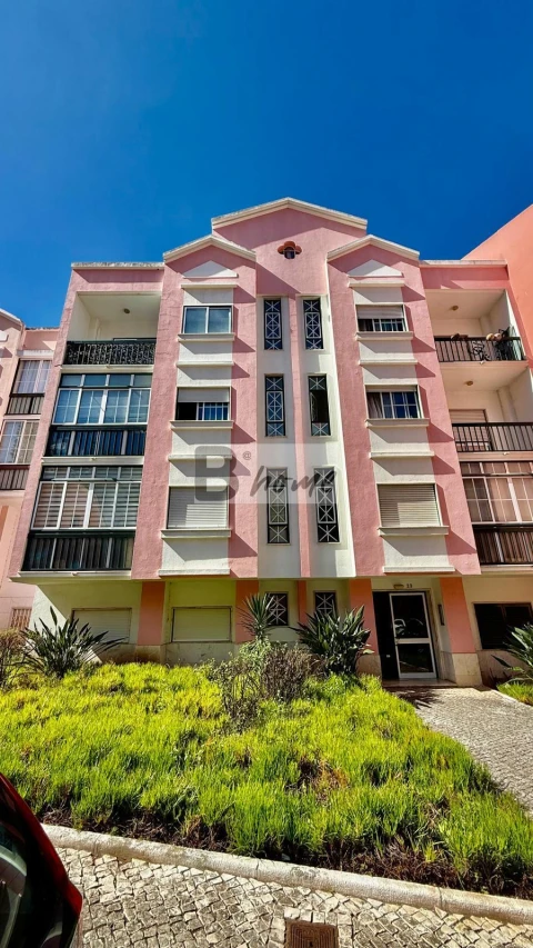 Apartamento T1 para Venda em Barcarena